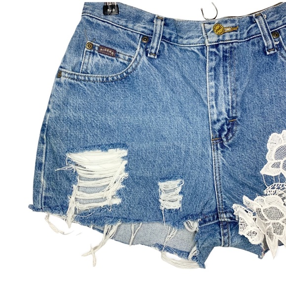 Vintage Denim Riders High Waist Crochet Lace Mom Jean Shorts Size 10 - Picture 2 of 6